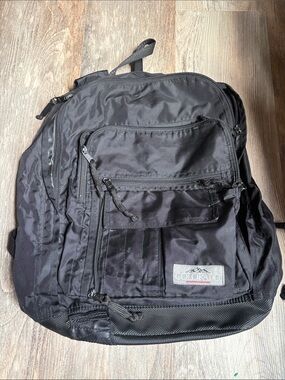 Colorado Black Men's Backpack – Compact Everyday Carry